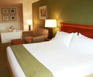 Photo 4 - Holiday Inn Express And Suites Hagerstown, an IHG Hotel