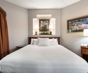 Photo 4 - Gatlinburg Town Square