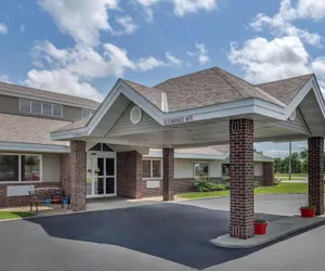 Photo 2 - SureStay Plus Hotel by Best Western Litchfield