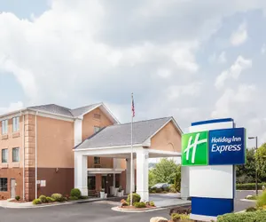 Photo 2 - Holiday Inn Exp Winston Salem by IHG