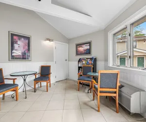 Photo 4 - Cedar Park Whirlpool Suites