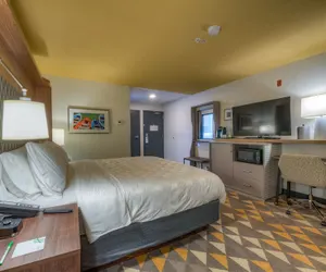 Photo 4 - Holiday Inn Tacoma Mall by IHG