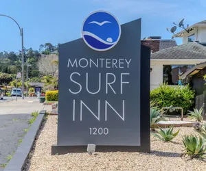 Photo 2 - Monterey Surf Inn