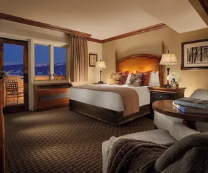 Photo 3 - Snake River Lodge - Amenities at Sister Property