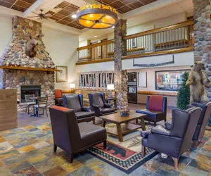 Photo 5 - Comfort Inn & Suites Branson Meadows