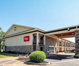 Photo 2 - Red Roof Inn & Suites Greenwood, SC