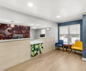 Photo 4 - Comfort Inn & Suites Rome South