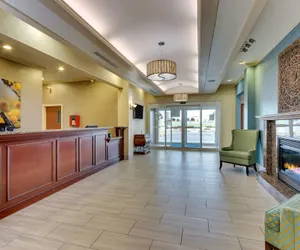 Photo 2 - Best Western Plus Woodway Waco South Inn & Suites