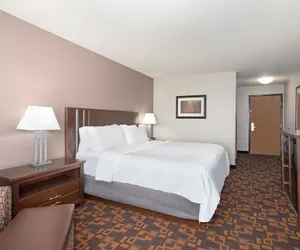Photo 4 - Holiday Inn Express & Suites Yankton, an IHG Hotel