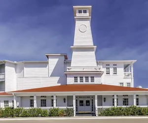 Photo 2 - Lighthouse Inn At Aransas Bay