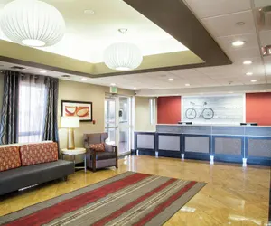 Photo 2 - Hampton Inn Oxford-West