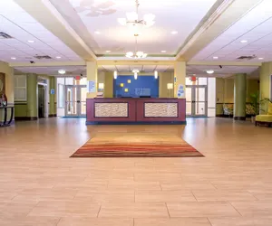 Photo 3 - Holiday Inn Express & Suites Cocoa by IHG