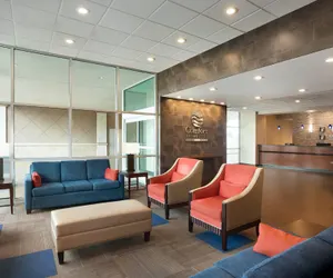 Photo 3 - Comfort Inn & Suites Presidential - Downtown Little Rock