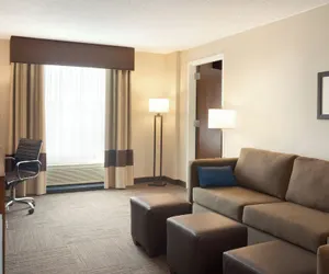 Photo 5 - Comfort Inn & Suites Presidential - Downtown Little Rock