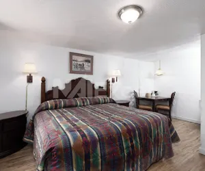 Photo 5 - Marianna Inn Panguitch