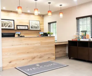 Photo 2 - Country Inn & Suites by Radisson, Prairie du Chien