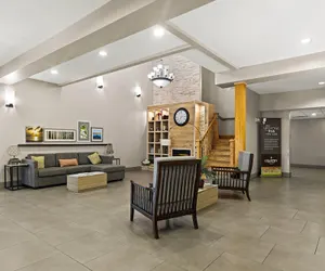 Photo 5 - Country Inn & Suites by Radisson, Hinesville, GA