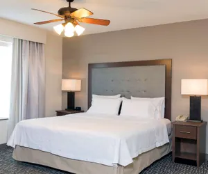 Photo 4 - Homewood Suites by Hilton Indianapolis-Airport/Plainfield