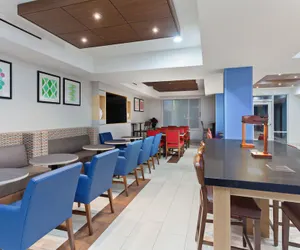 Photo 2 - Holiday Inn Express & Suites Elk Grove West I-5 by IHG