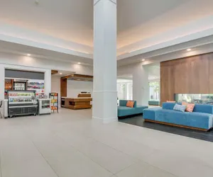 Photo 3 - Hilton Garden Inn Louisville Airport