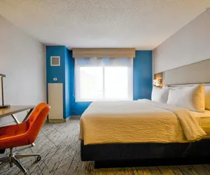 Photo 5 - Holiday Inn Express Hotel & Suites Buffalo-Airport by IHG