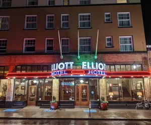 Photo 2 - Hotel Elliott