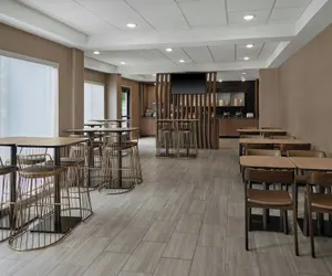 Photo 3 - SpringHill Suites by Marriott Lansing