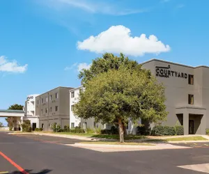 Photo 2 - Courtyard by Marriott Amarillo West/Medical Center