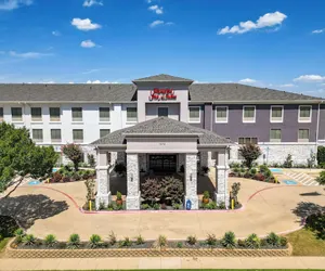 Photo 2 - Hampton Inn & Suites Denton