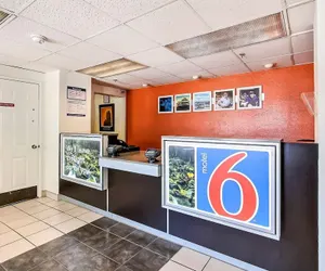 Photo 4 - Motel 6 Sunnyvale, CA - North