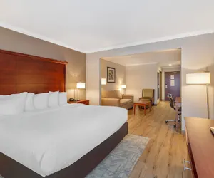 Photo 5 - Syracuse Grand