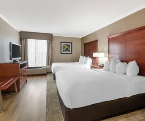 Photo 3 - Syracuse Grand