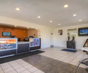 Photo 3 - Motel 6 Las Vegas, NV – I-15 Stadium