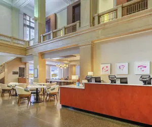 Photo 5 - Hilton Garden Inn Indianapolis Downtown