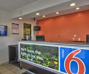 Photo 4 - Motel 6 Sacramento, CA - North