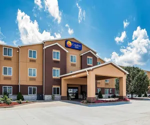 Photo 2 - Comfort Inn & Suites Moberly