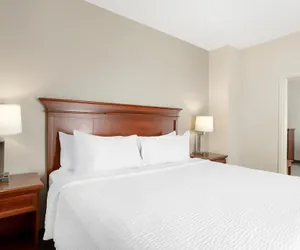 Photo 2 - Best Western Plus Executive Hotel & Suites
