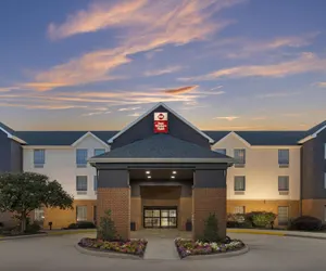 Photo 2 - Best Western Plus Executive Hotel & Suites
