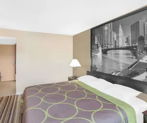 Photo 3 - Super 8 by Wyndham Morton Grove/Chicago