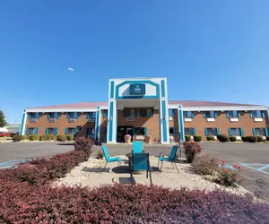 Photo 2 - Clarion Pointe Harrodsburg-Danville