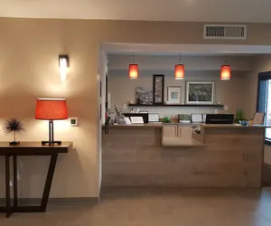 Photo 3 - Country Inn & Suites by Radisson, Savannah Midtown, GA