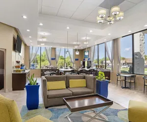 Photo 3 - Best Western Inn & Suites - Monroe