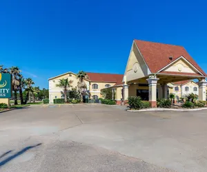 Photo 2 - Quality Suites Houston North - Spring