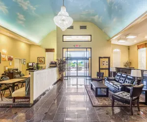 Photo 4 - Quality Suites Houston North - Spring