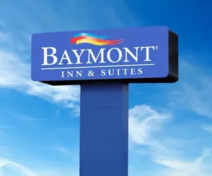 Photo 2 - Baymont Inn & Suites by Wyndham Morrow/Atlanta I-75 South