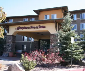 Photo 2 - Hampton Inn & Suites Flagstaff