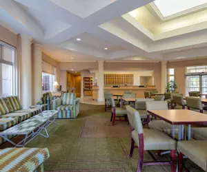 Photo 3 - La Quinta Inn & Suites by Wyndham Lakeland West