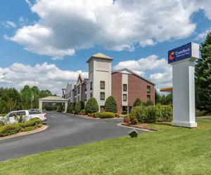 Photo 2 - Comfort Inn & Suites Dahlonega University Area