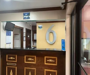 Photo 2 - Motel 6 Laurel, MS