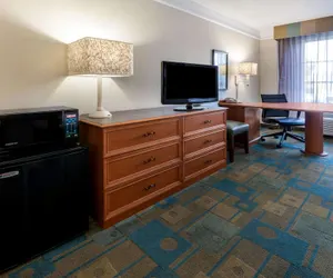 Photo 4 - La Quinta Inn & Suites by Wyndham Phoenix West Peoria